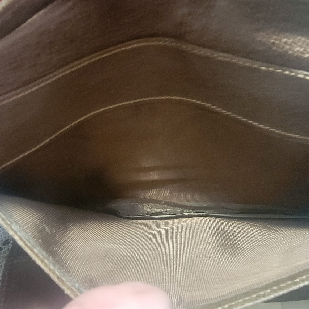 Gucci Wallet - Picture 5 of 6